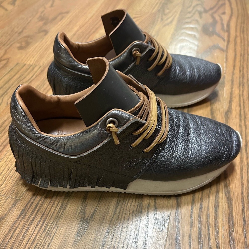 Stylish Women's Black and Brown Sneakers